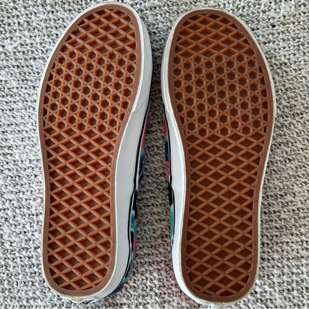 Sz 8 Van’s Skeleton Rose Tie Dye Slip-on - Picture 4 of 8
